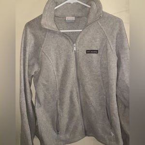 Columbia zip up jacket 🏔️